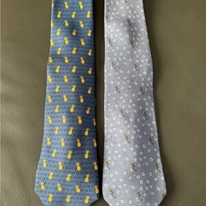 Pair of ties Pierre Balmain and Loewe Madrid